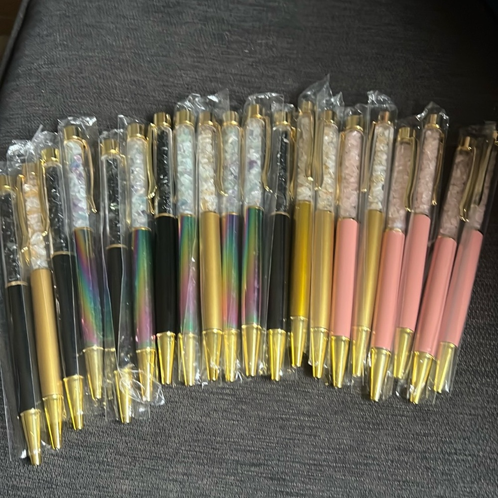 Crystal Pens - PENS ARE PRICED PER PEN! Cheaper if you buy more than 1